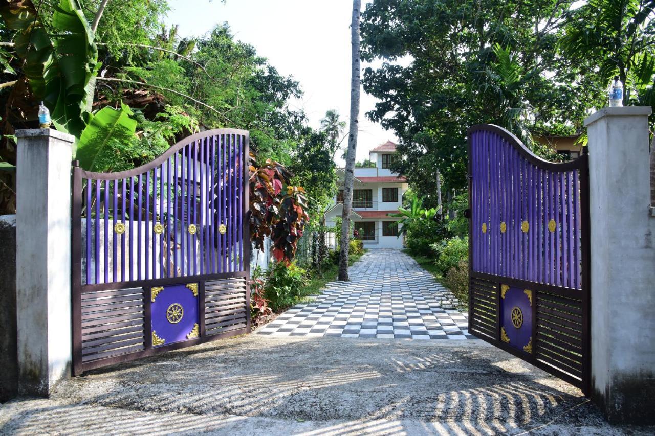 バルカラDevi Kripa Residencyアパートメント エクステリア 写真