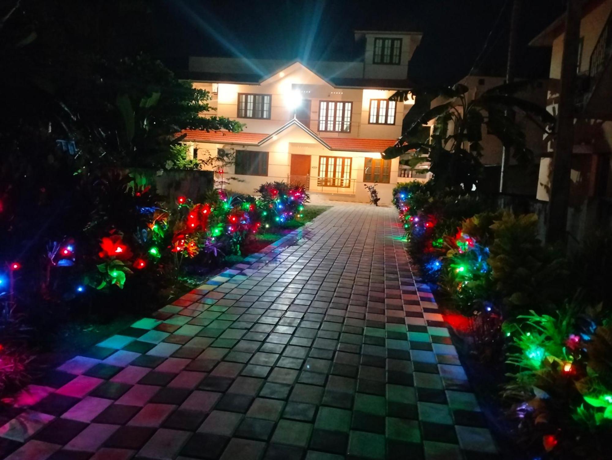 バルカラDevi Kripa Residencyアパートメント エクステリア 写真